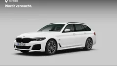 Gebruikt 2022 BMW 530e Executive Stationwagen | € 41.880 (Eerlijke prijs)