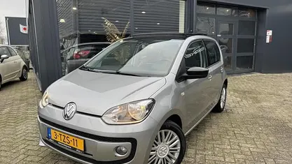 Gebruikt 2014 VW up! high up! Hatchback | € 4.950 (Eerlijke prijs)