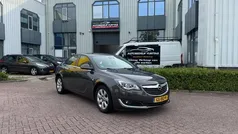 Grijs Gebruikt 2015 Opel Insignia Business Hatchback | € 9.245 (Eerlijke prijs)