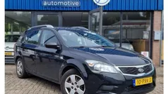 Zwart Gebruikt 2011 Kia Ceed Hatchback | € 6.950 (Eerlijke prijs)