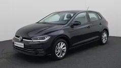 Zwart Gebruikt 2022 VW Polo Style Hatchback | € 21.940 (Eerlijke prijs)