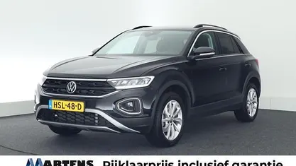 Occasion 2025 VW T-Roc Edition SUV | € 34.949 (Eerlijke prijs)