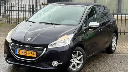 Gebruikt 2015 Peugeot 208 Style Hatchback | € 4.250 (Goede deal)