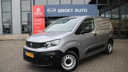 Gebruikt 2022 Peugeot Partner Premium MPV | € 15.800 (Eerlijke prijs)