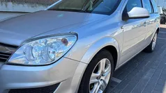 Grijs Gebruikt 2010 Opel Astra Edition Stationwagen | € 2.150 (Super prijs)