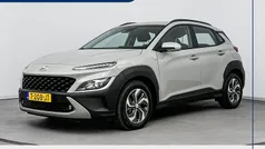 Cyber gray metallic (c5g) Gebruikt 2023 Hyundai Kona Comfort SUV | € 26.400 (Eerlijke prijs)