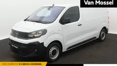 Wit Nieuw 2025 Opel Vivaro-e Combi Van | € 35.940 (Eerlijke prijs)