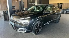 Zwart Gebruikt 2021 Citroën C4 PureTech SUV | € 20.450 (Eerlijke prijs)