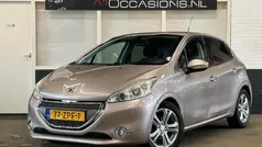 Grijs Gebruikt 2013 Peugeot 208 Allure Hatchback | € 5.495 (Eerlijke prijs)