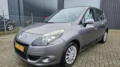 Gebruikt 2009 Renault Scénic III Expression MPV | € 2.999 (Goede deal)
