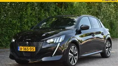 Zwart Gebruikt 2020 Peugeot 208 GT-line Hatchback | € 17.950 (Eerlijke prijs)