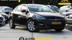 Bruin Gebruikt 2015 Opel Astra Sedan | € 9.950 (Eerlijke prijs)