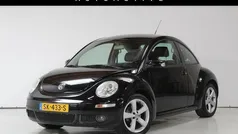Zwart Gebruikt 2011 VW Beetle Trendline Hatchback | € 6.950 (Goede deal)
