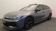Grijs Nieuw 2025 VW Passat R-line Stationwagen | € 61.950 (Eerlijke prijs)