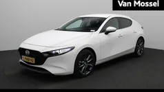 Wit Gebruikt 2021 Mazda 3 Sportive Hatchback | € 21.900 (Eerlijke prijs)