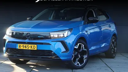 Gebruikt 2022 Opel Grandland X Ultimate SUV | € 27.445 (Eerlijke prijs)