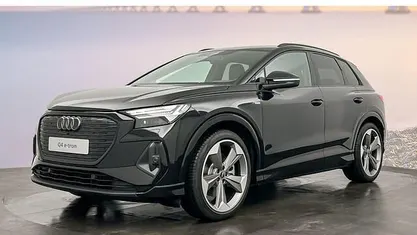 Occasion 2026 Audi Q4 e-tron Competition SUV | € 58.485 (Eerlijke prijs)