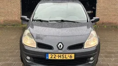 Grijs Gebruikt 2009 Renault Clio II Collection Hatchback | € 1.100 (Goede deal)