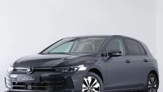 Gebruikt 2024 VW Golf VIII Goal Hatchback | € 29.695 (Eerlijke prijs)