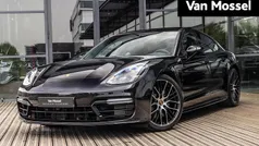 Zwart Gebruikt 2022 Porsche Panamera Platinum Edition Sedan | € 91.900 (Eerlijke prijs)