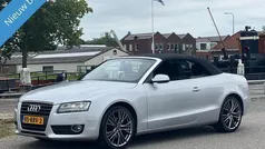 Grijs, metallic lak Gebruikt 2011 Audi A5 Cabriolet Cabriolet | € 12.999 (Super prijs)