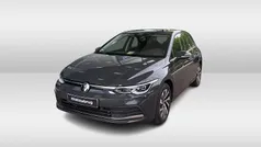 Grijs Gebruikt 2021 VW Golf VIII Style Hatchback | € 24.750 (Eerlijke prijs)