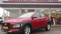 Rood (metallic) Gebruikt 2020 Hyundai Kona Comfort SUV | € 13.950 (Super prijs)