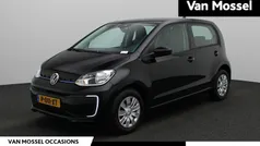 Zwart Gebruikt 2021 VW e-up! Hatchback | € 12.400 (Eerlijke prijs)