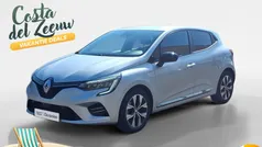 Gris platine d69 Gebruikt 2022 Renault Clio V Evolution Hatchback | € 15.935 (Eerlijke prijs)