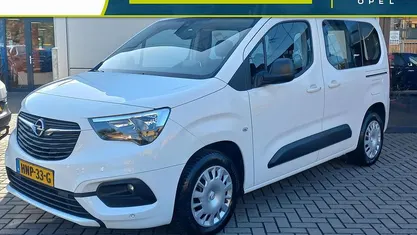 Wit Gebruikt 2021 Opel Combo Edition MPV | € 20.545 (Eerlijke prijs)