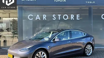 Occasion 2020 Tesla Model 3 Standard Range Sedan | € 18.740 (Goede deal)