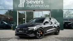 Zwart Gebruikt 2022 Audi e-tron Basis SUV | € 38.888 (Eerlijke prijs)