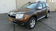 Bruin Gebruikt 2010 Dacia Duster Lauréate SUV | € 5.995 (Eerlijke prijs)