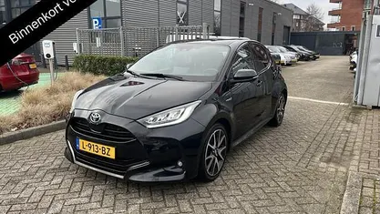 Occasion Toyota Yaris Executive 116 PK (85 kW) 2021 Zwart Hatchback