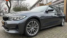 Gebruikt 2022 BMW 330e Sport Line Stationwagen | € 27.900 (Eerlijke prijs)