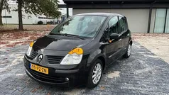 Zwart Gebruikt 2005 Renault Modus Luxe MPV | € 1.995 (Eerlijke prijs)