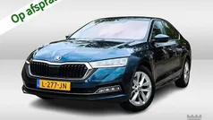 Blauw Gebruikt 2021 Skoda Octavia Business Line Hatchback | € 21.400 (Eerlijke prijs)