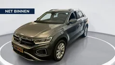 Grijs Gebruikt 2024 VW T-Roc Edition SUV | € 33.880 (Eerlijke prijs)