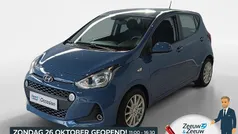 Blauw Gebruikt 2017 Hyundai i10 Comfort Hatchback | € 7.435 (Eerlijke prijs)