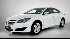 Wit Gebruikt 2015 Opel Insignia Edition Hatchback | € 13.450 (Eerlijke prijs)