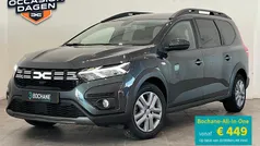 Grijs Gebruikt 2023 Dacia Jogger Expression MPV | € 17.995 (Eerlijke prijs)