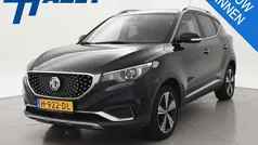 Zwart Gebruikt 2019 MG ZS Luxury Sedan | € 10.950 (Eerlijke prijs)