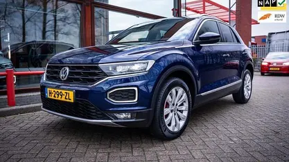 Gebruikt 2020 VW T-Roc Business SUV | € 23.750 (Eerlijke prijs)