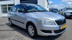 Grijs Gebruikt 2011 Skoda Fabia Stationwagen | € 2.999 (Eerlijke prijs)