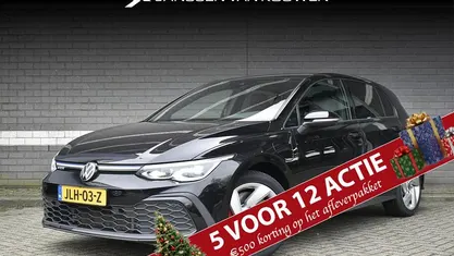 Zwart Gebruikt 2022 VW Golf VIII GTE Hatchback | € 24.445 (Eerlijke prijs)