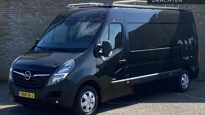 Zwart Gebruikt 2019 Opel Movano Van | € 16.950 (Goede deal)