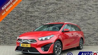 Rood Gebruikt 2022 Kia Ceed Hatchback | € 22.700 (Eerlijke prijs)