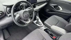 Blauw Gebruikt 2021 Toyota Yaris Hatchback | € 20.450 (Eerlijke prijs)