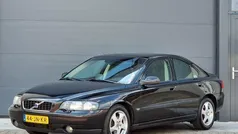 Gebruikt 2002 Volvo S60 Sedan | € 3.950 (Eerlijke prijs)