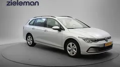 Gebruikt 2021 VW Golf VIII Life Stationwagen | € 16.645 (Eerlijke prijs)